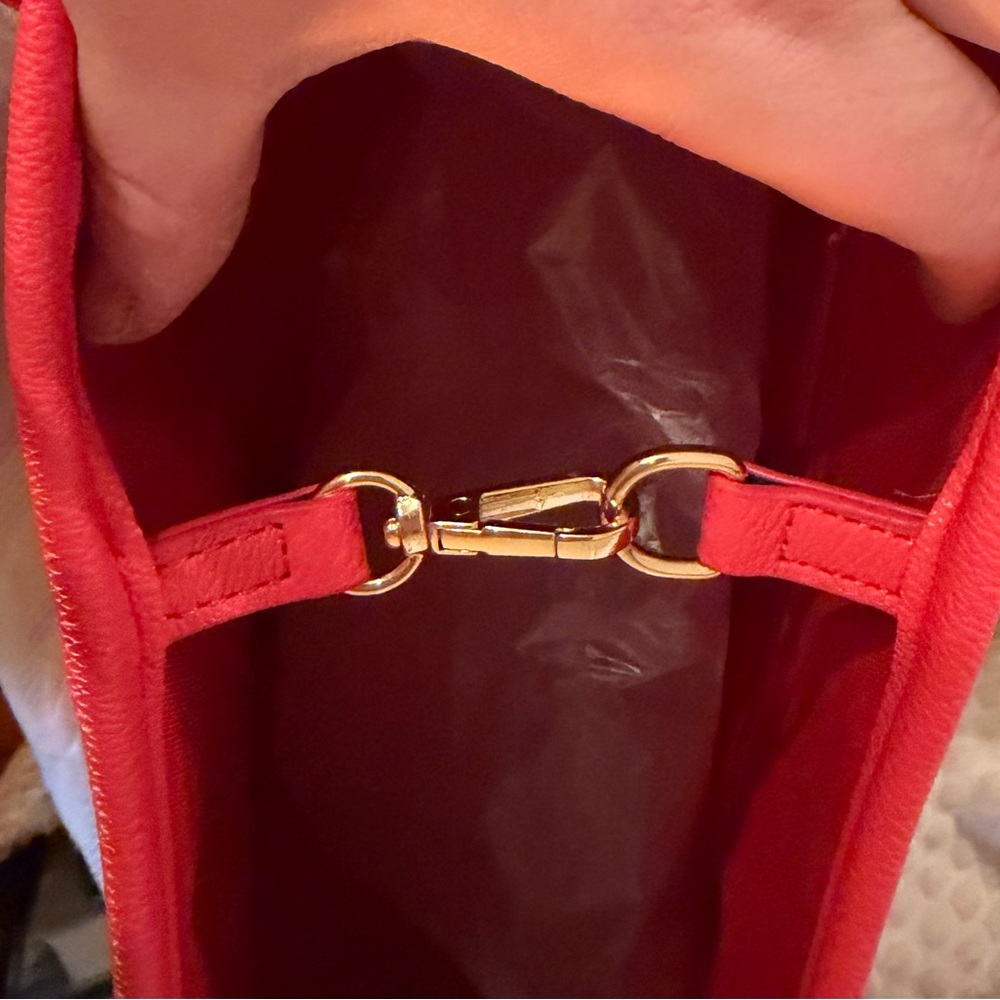 Ruby Ribbon Vibrant Pink Embossed Tote - Picture 3 of 4